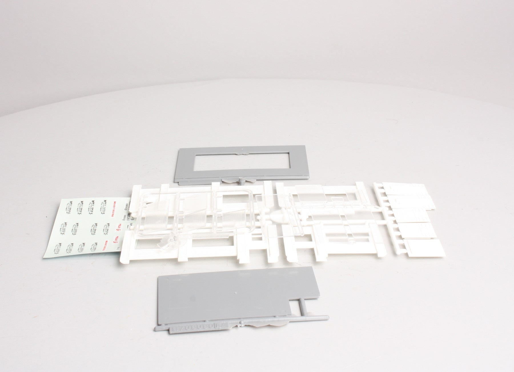 Walthers 933-3030 HO Cornerstone White Tower Restaurant Building Kit