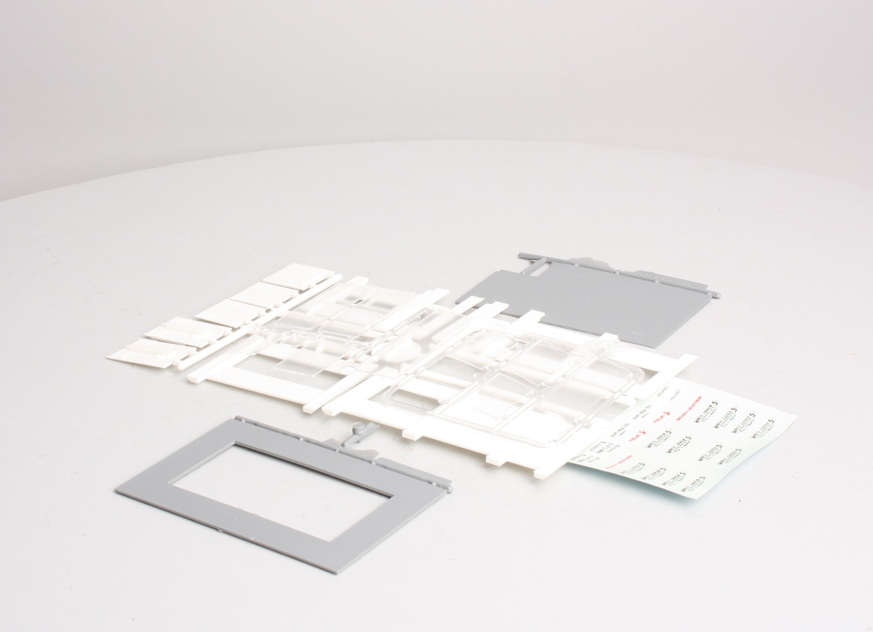 Walthers 933-3030 HO Cornerstone White Tower Restaurant Building Kit