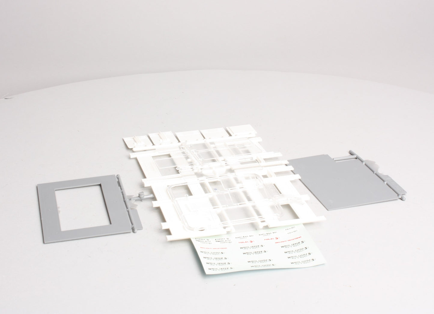 Walthers 933-3030 HO Cornerstone White Tower Restaurant Building Kit