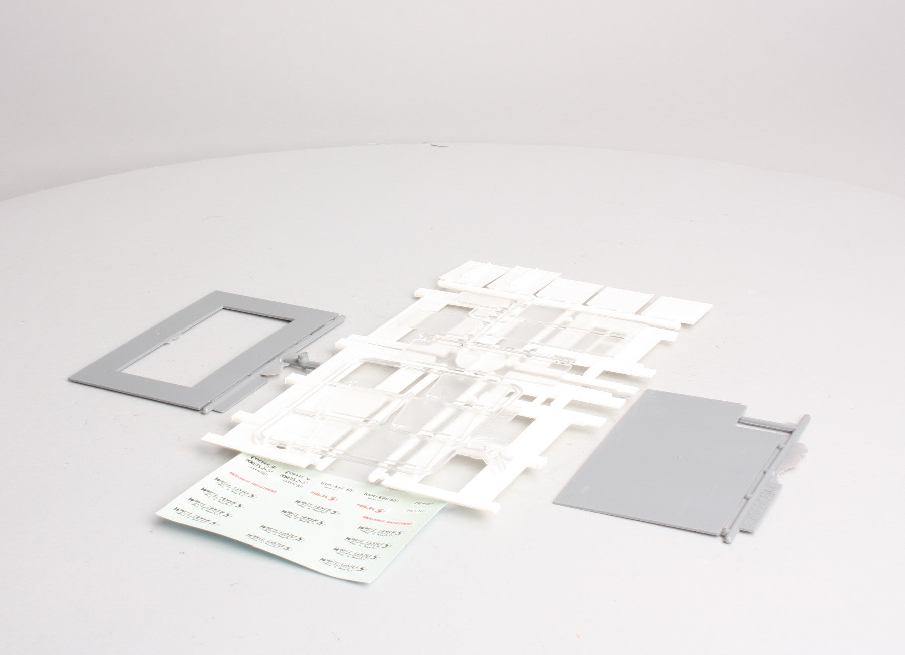 Walthers 933-3030 HO Cornerstone White Tower Restaurant Building Kit