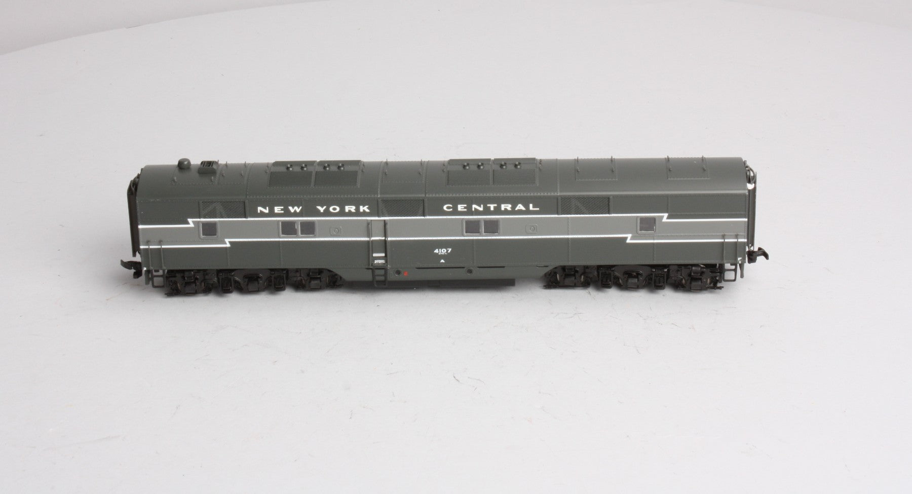 Proto 2000 21067 HO Scale New York Central E7B Non-Powered B-Unit #4107 LN/Box
