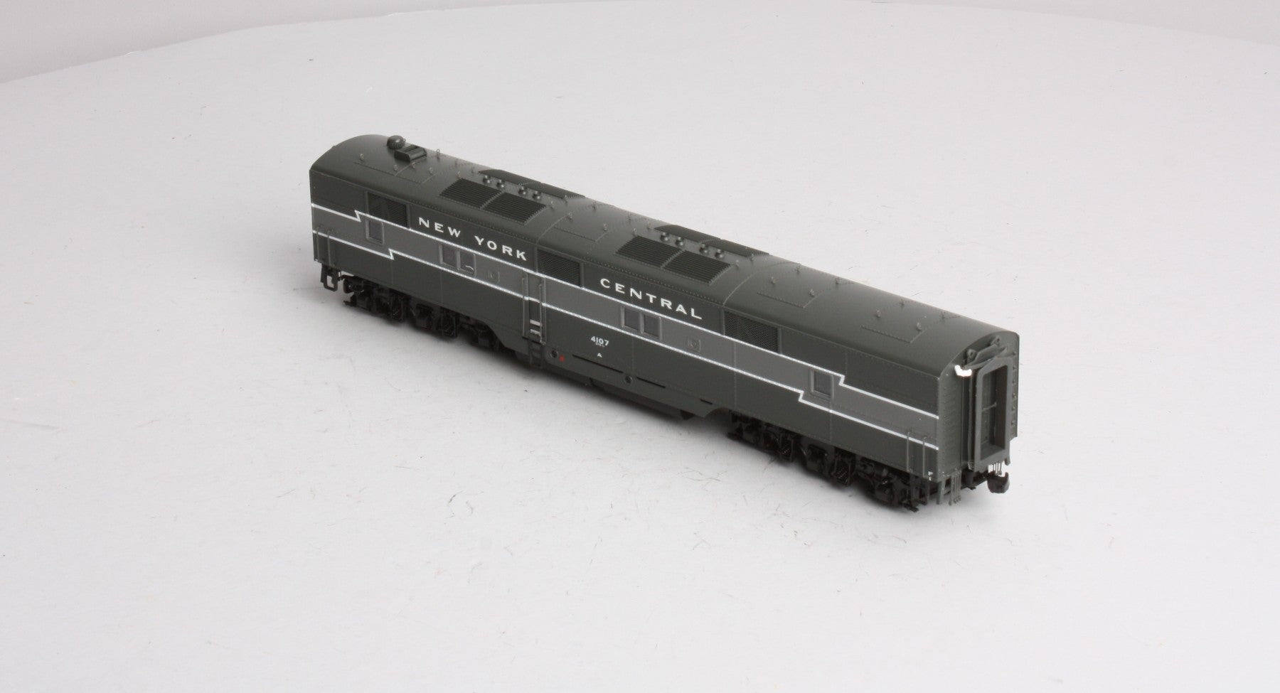 Proto 2000 21067 HO Scale New York Central E7B Non-Powered B-Unit #4107 LN/Box