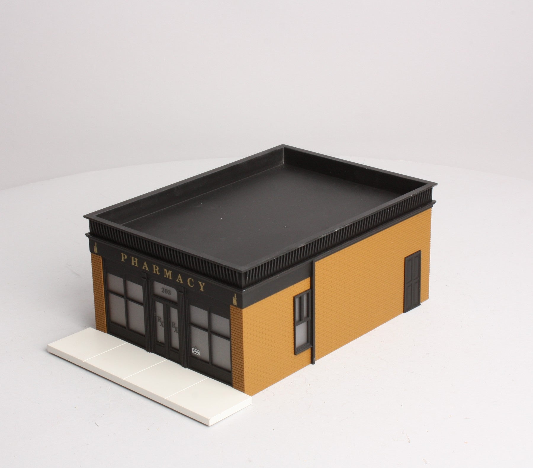 Lionel 6-34128 O Assembled Pharmacy Building LN/Box