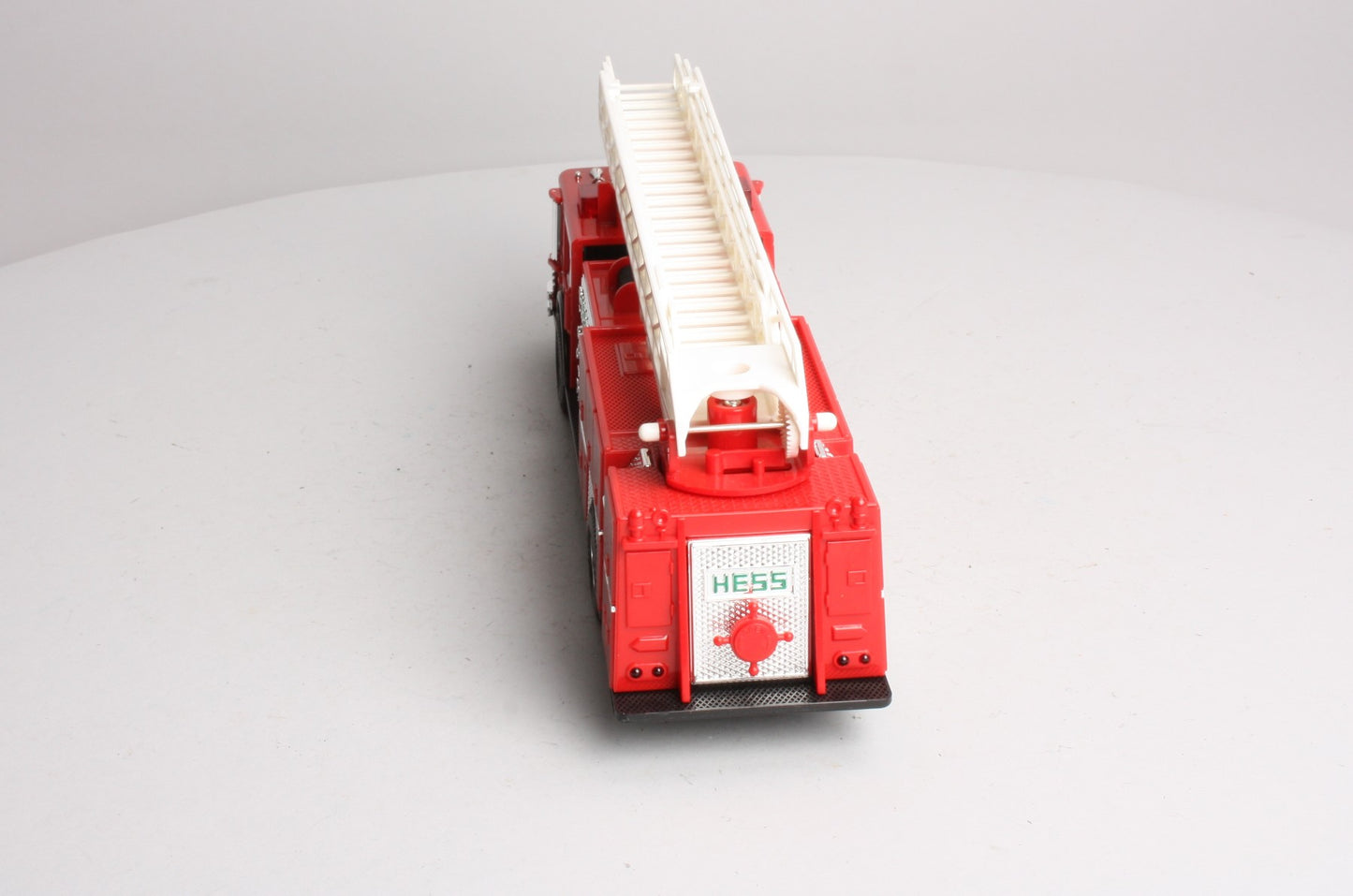 Hess 1986 Fire Truck Bank