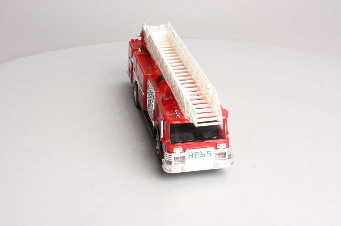 Hess 1986 Fire Truck Bank