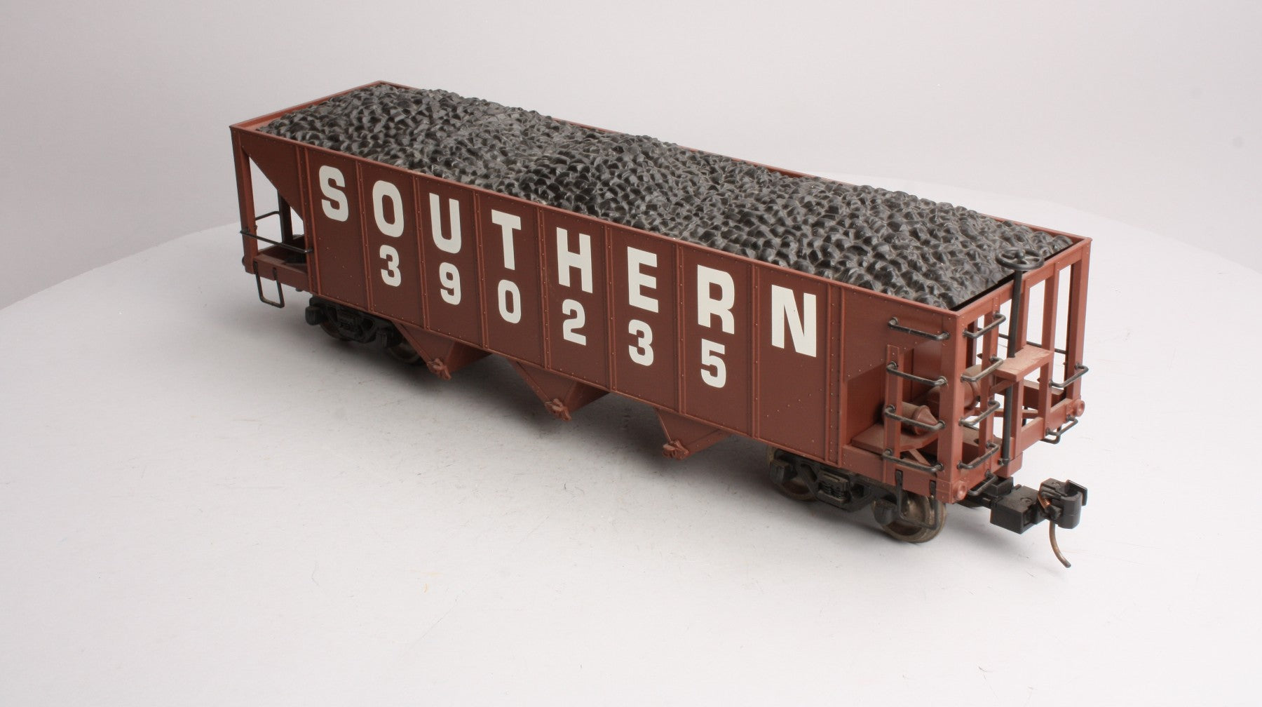 Bachmann 98204 G Southern 3 Bay Hopper with Coal Load #390235 (Metal Wheels)