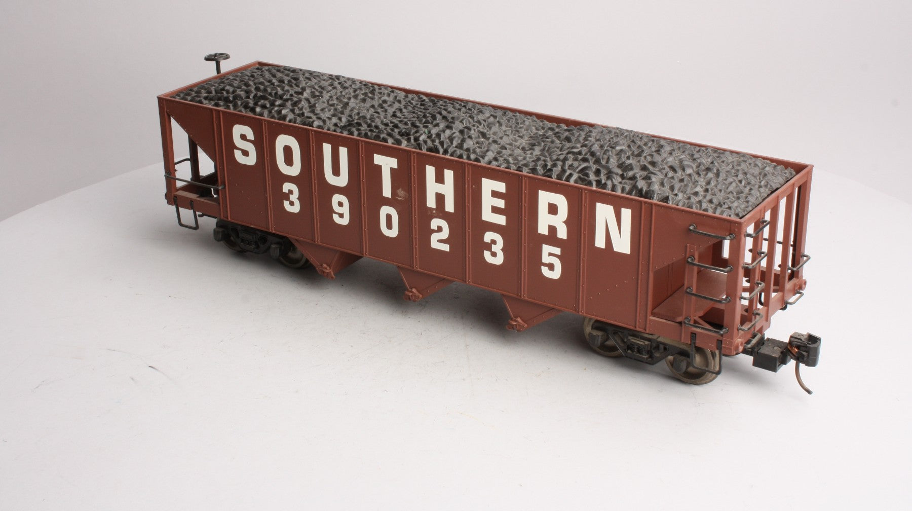 Bachmann 98204 G Southern 3 Bay Hopper with Coal Load #390235 (Metal Wheels)
