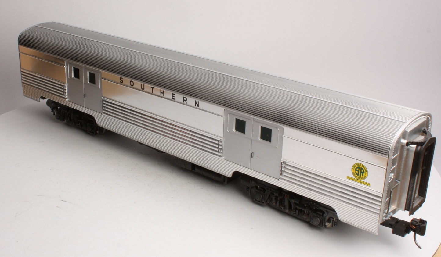 Aristo-Craft 32211 G Southern Streamline Baggage Car - Metal Wheels