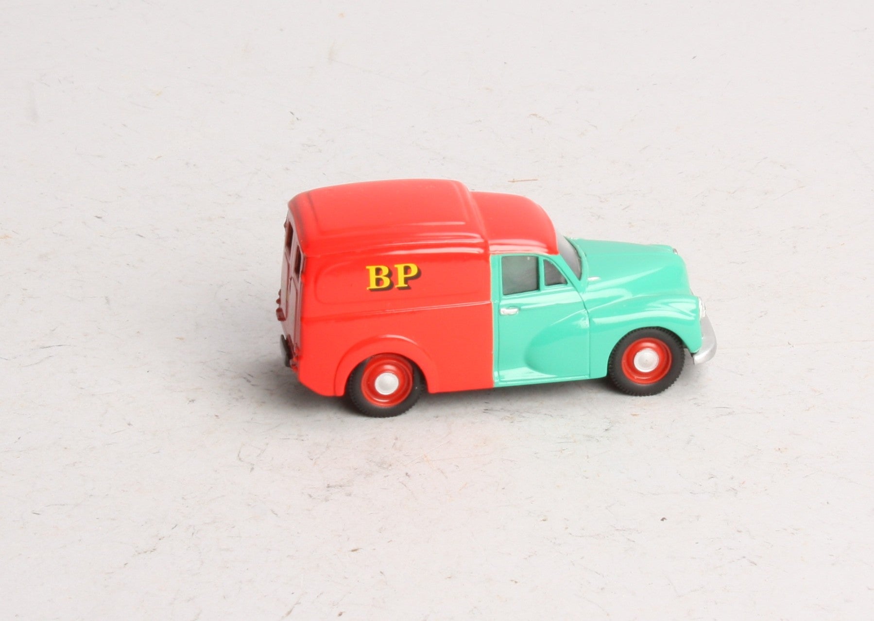 Corgi 06501 1:43 Golden Oldies Morris 1000 Van Shell LN/Box