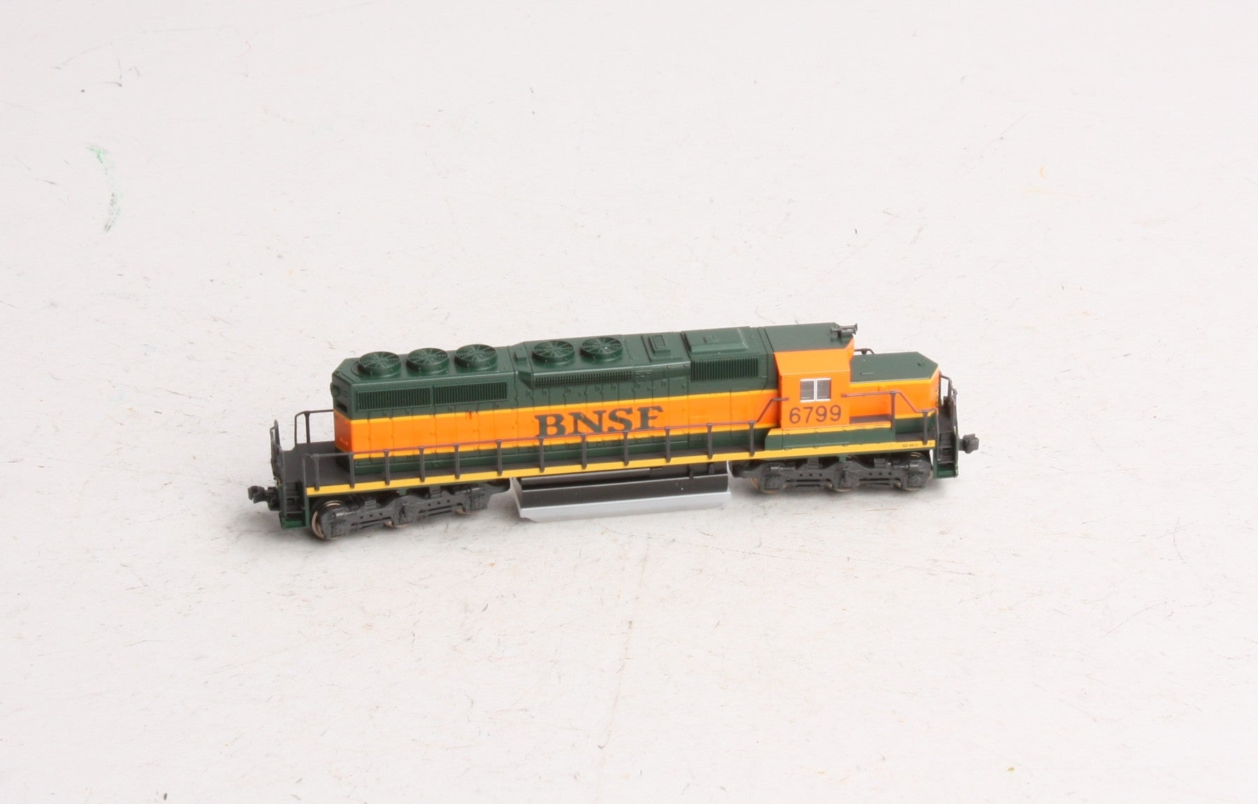 Kato 176-4901 N Scale BNSF SD40-2 Diesel Locomotive #6799 LN/Box