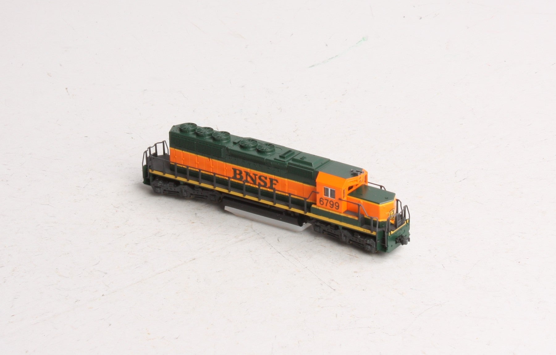 Kato 176-4901 N Scale BNSF SD40-2 Diesel Locomotive #6799 LN/Box