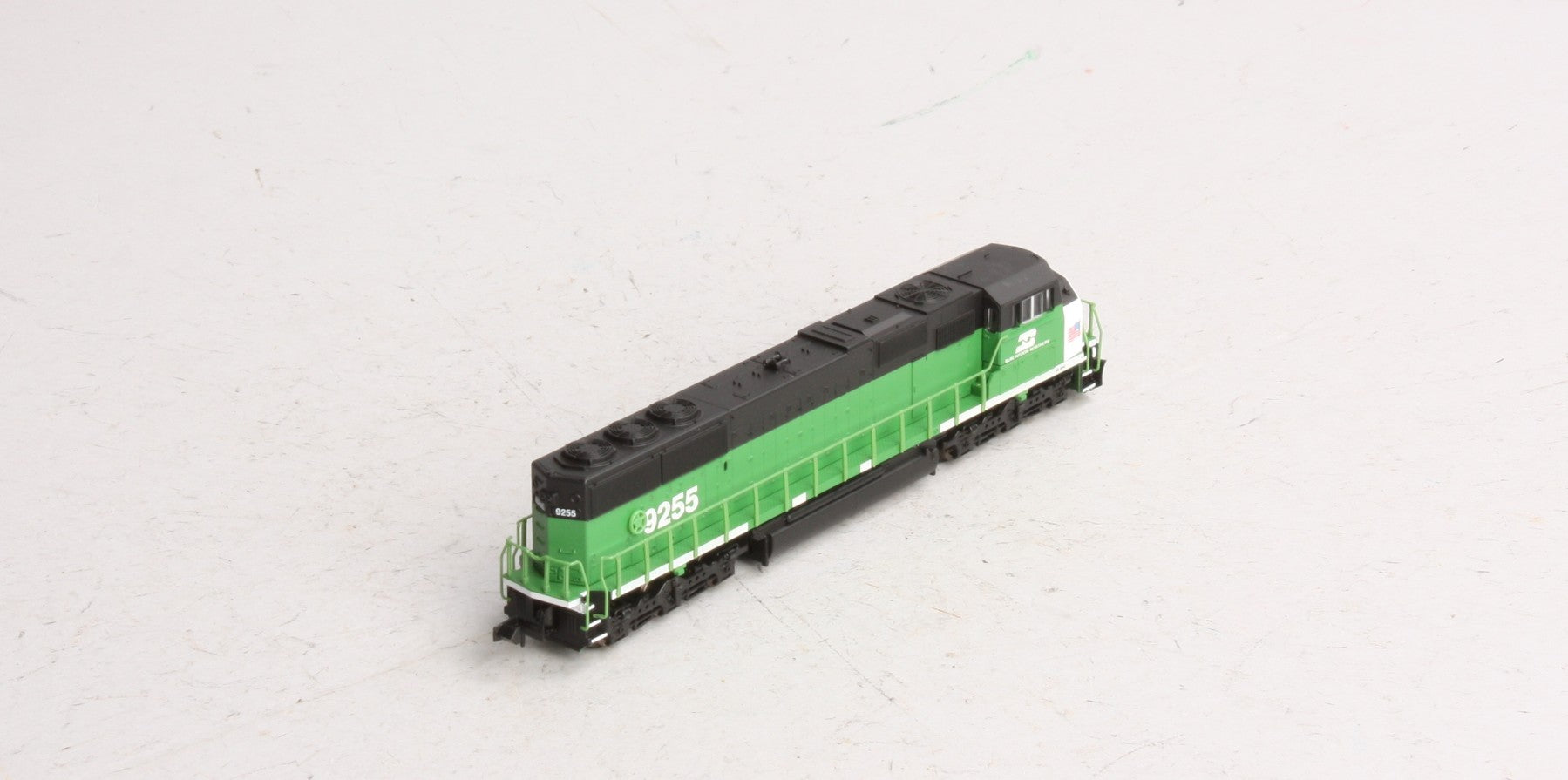 Atlas 49251 N Scale Burlington Northern SD-60M Diesel Locomotive #9255 LN/Box