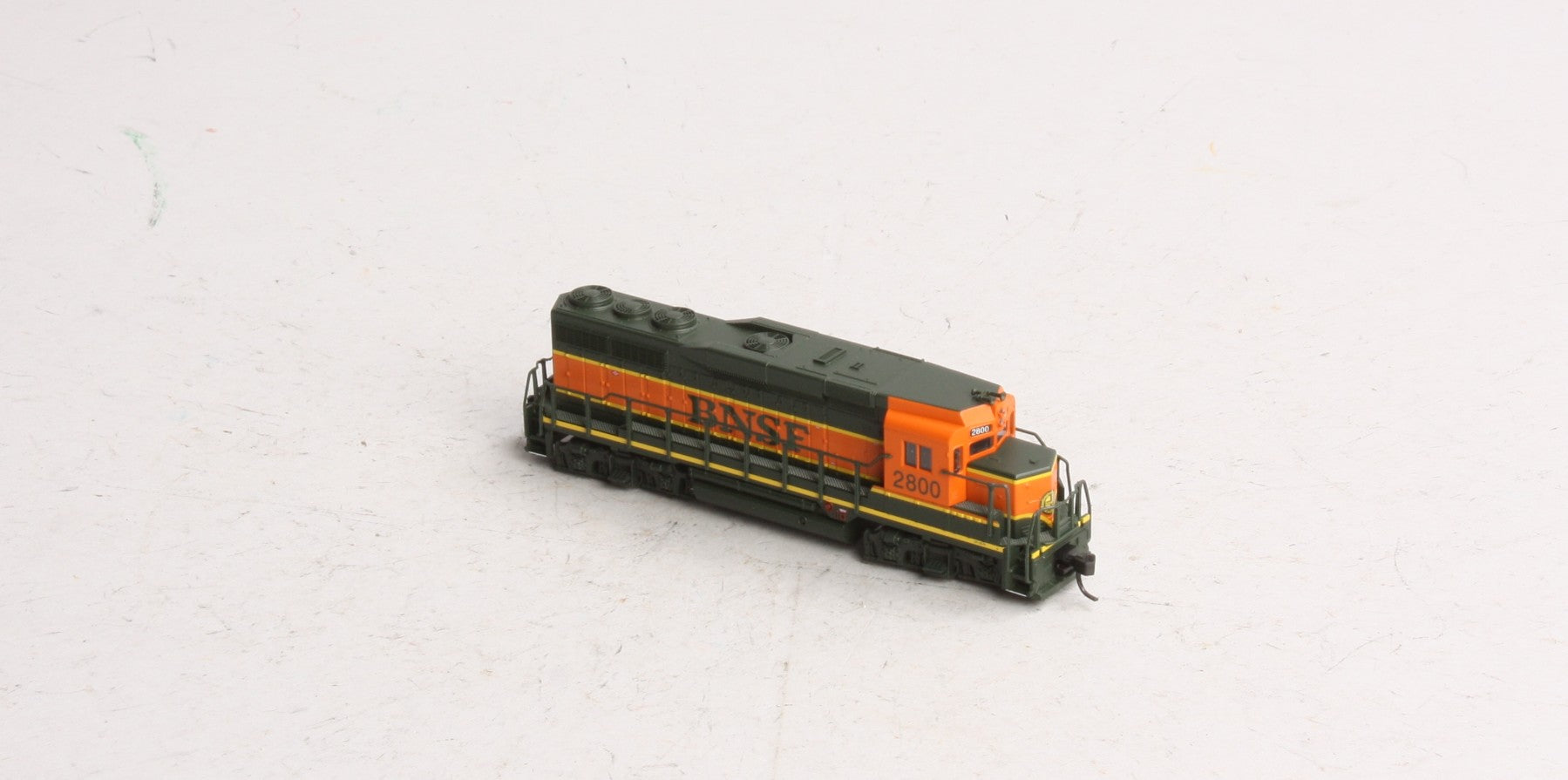 Atlas 47512 N Scale BNSF GP-30 Diesel Locomotive #2800 LN/Box