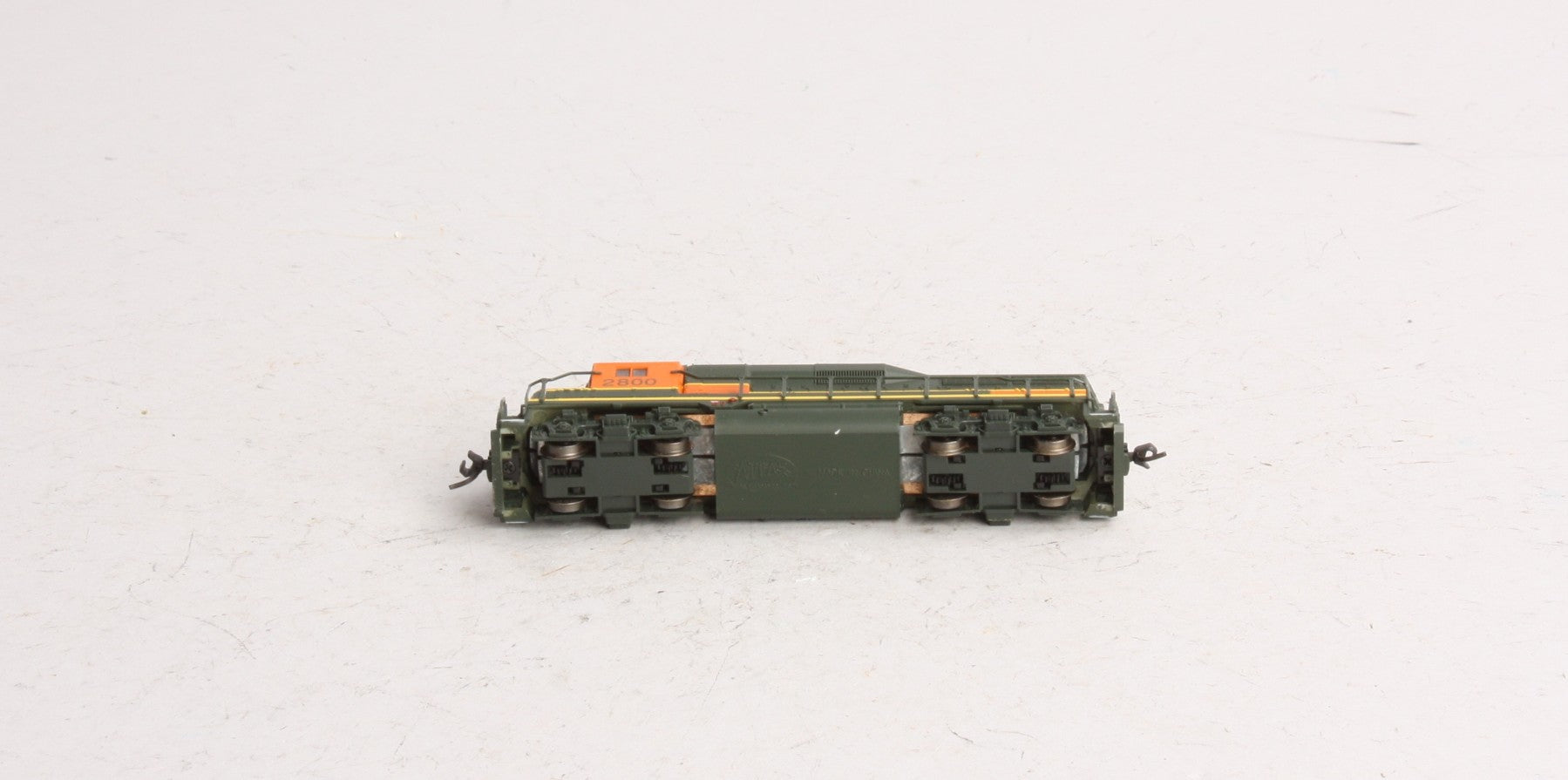 Atlas 47512 N Scale BNSF GP-30 Diesel Locomotive #2800 LN/Box