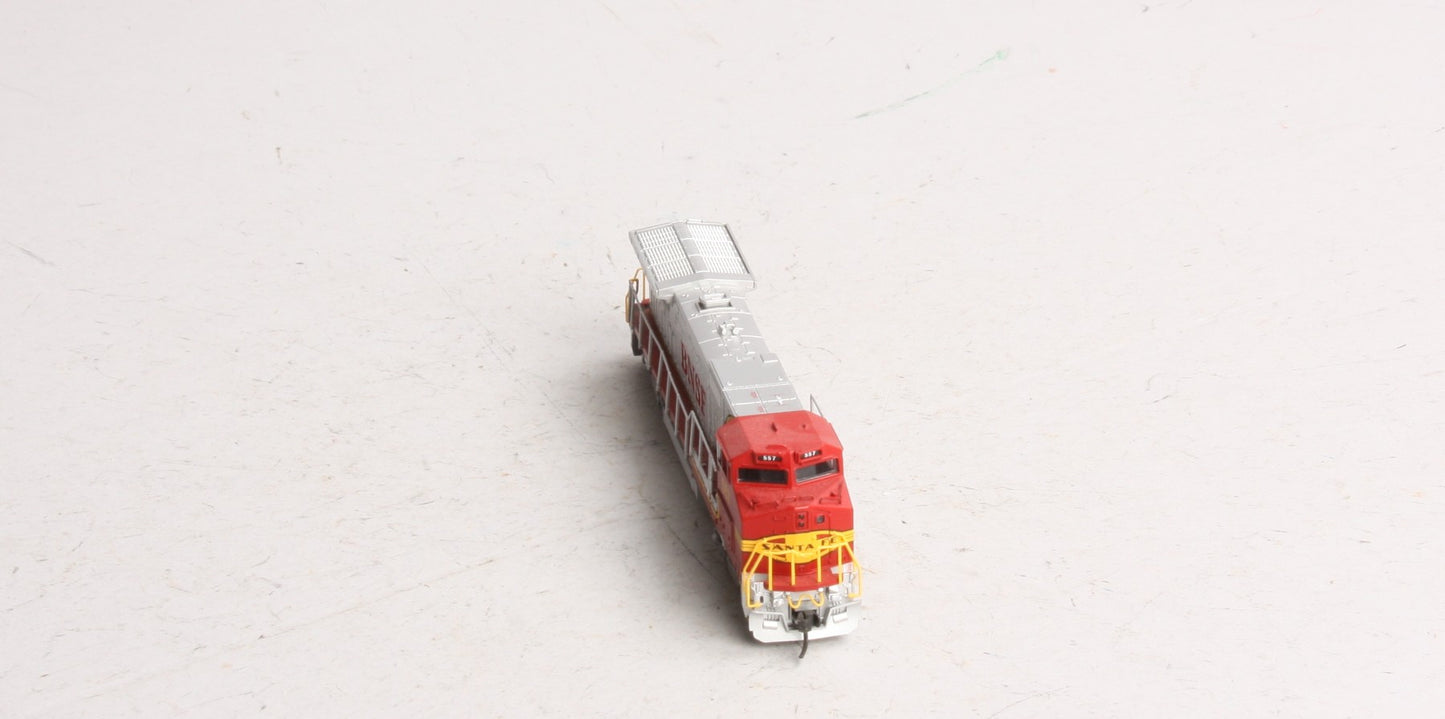 Atlas 48805 N Scale BNSF Dash 8-40BW Diesel Locomotive #557