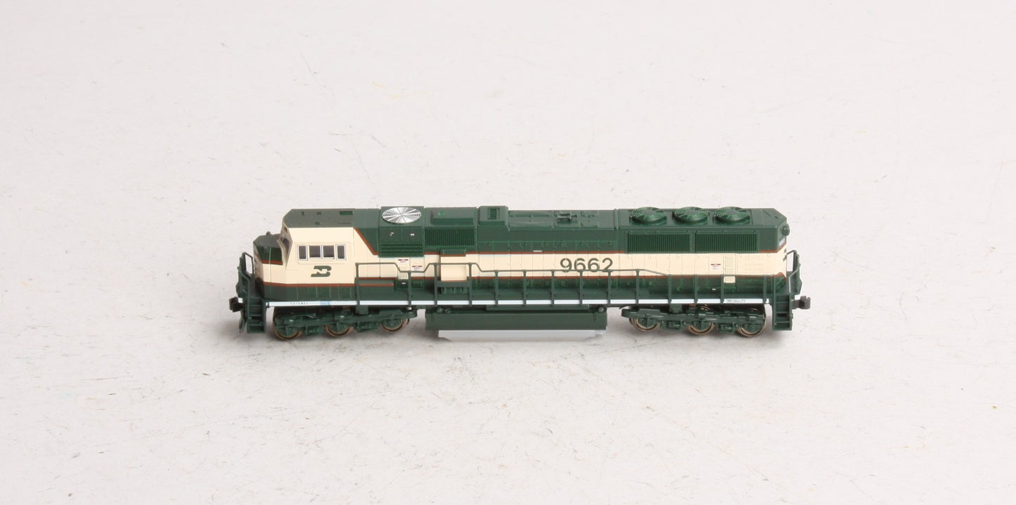 Kato 176-6506 N Scale Burlington Northern SD70MAC Diesel Locomotive #9662 LN/Box