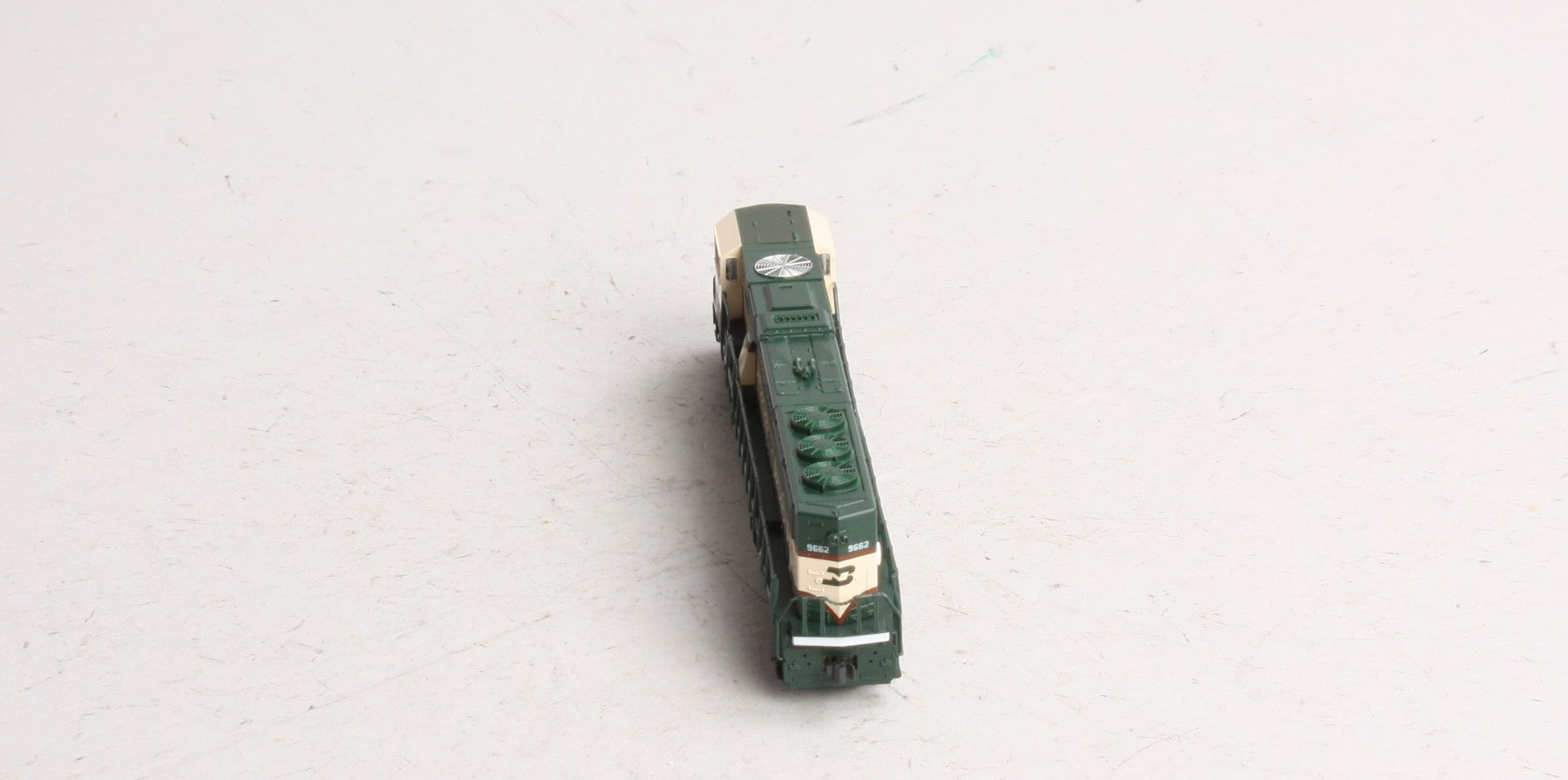 Kato 176-6506 N Scale Burlington Northern SD70MAC Diesel Locomotive #9662 LN/Box