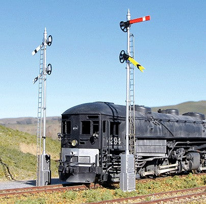 American Limited Models 4200 HO Semaphore Signal (Pack of 2)