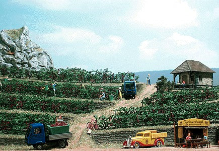 Busch 1200 HO Scale Wein Reben (Grape Vines) Plastic Model Kit