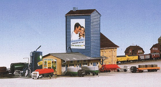Kibri 6602 Z Scale Agriculture Trade Building Kit