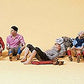 Preiser 10442 HO Resting Hikers at Water Pump Figures (Set of 5)