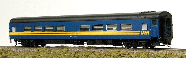 Rapido Trains 103001 HO VIA Rail Canada Cafe-Bar-Lounge #2501