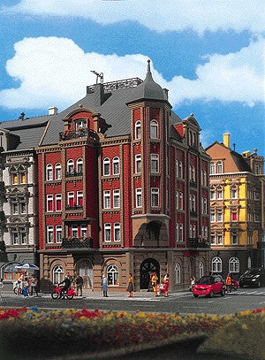 Vollmer 3811 Corner Building Red Brick Kit
