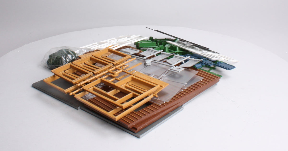 Pola 993 "G" Scale Post Office Building Kit LN/Box
