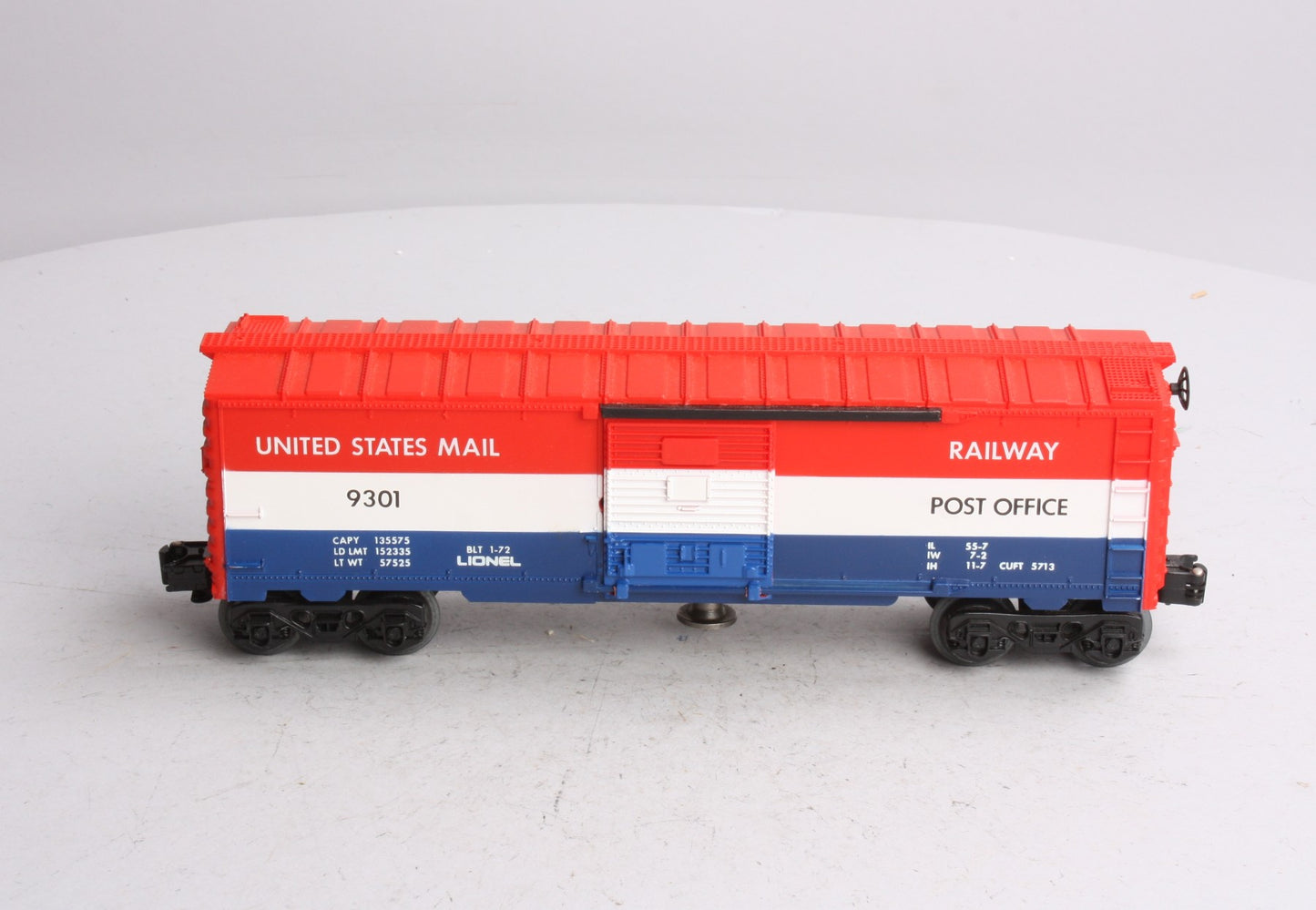 Lionel 6-9301 O Gauge US Mail Operating Boxcar #9301 - Without Mailbag LN/Box
