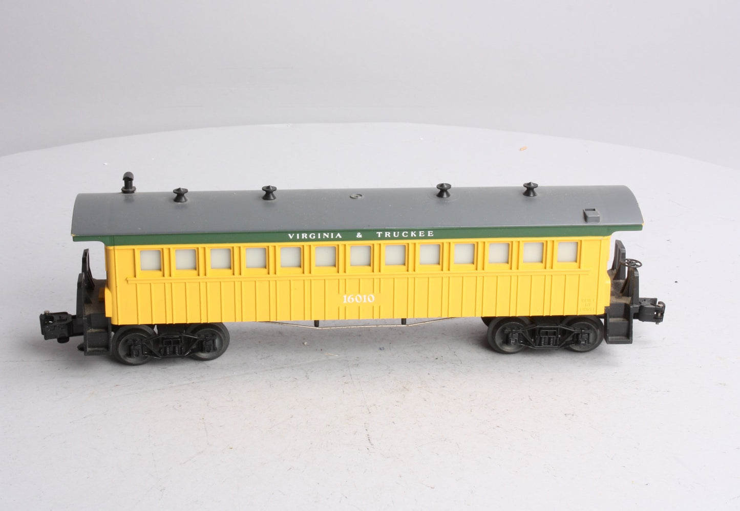Lionel 6-16010 Virginia & Truckee Passenger Coach NIB
