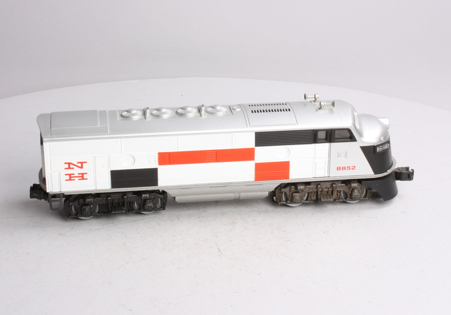 Lionel 6-8852 New Haven F3A Non-Powered Diesel Locomotive #8852 EX