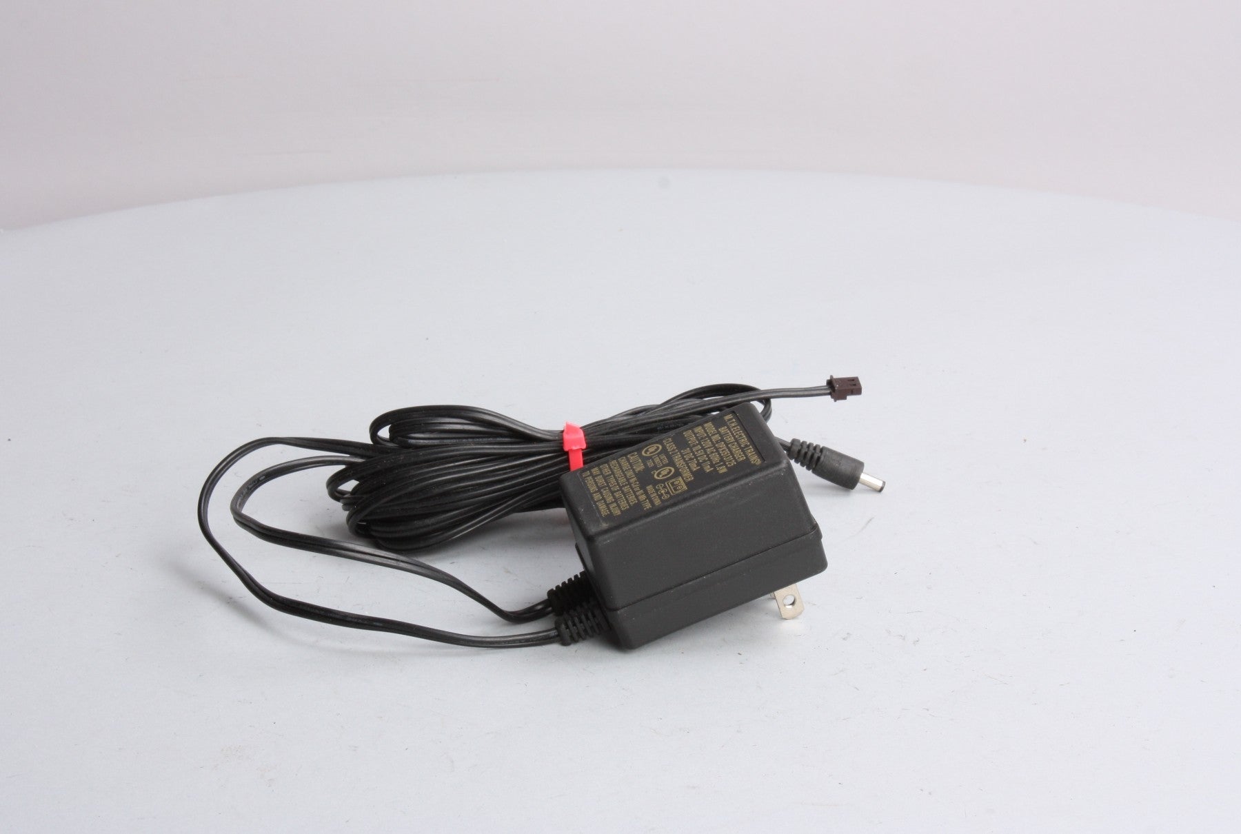 MTH 50-1019 O Scale RailKing Proto-Sound 2.0 Battery Charger