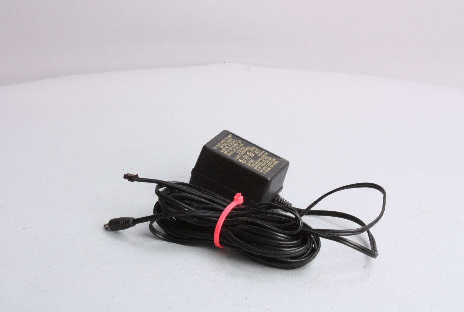 MTH 50-1019 O Scale RailKing Proto-Sound 2.0 Battery Charger