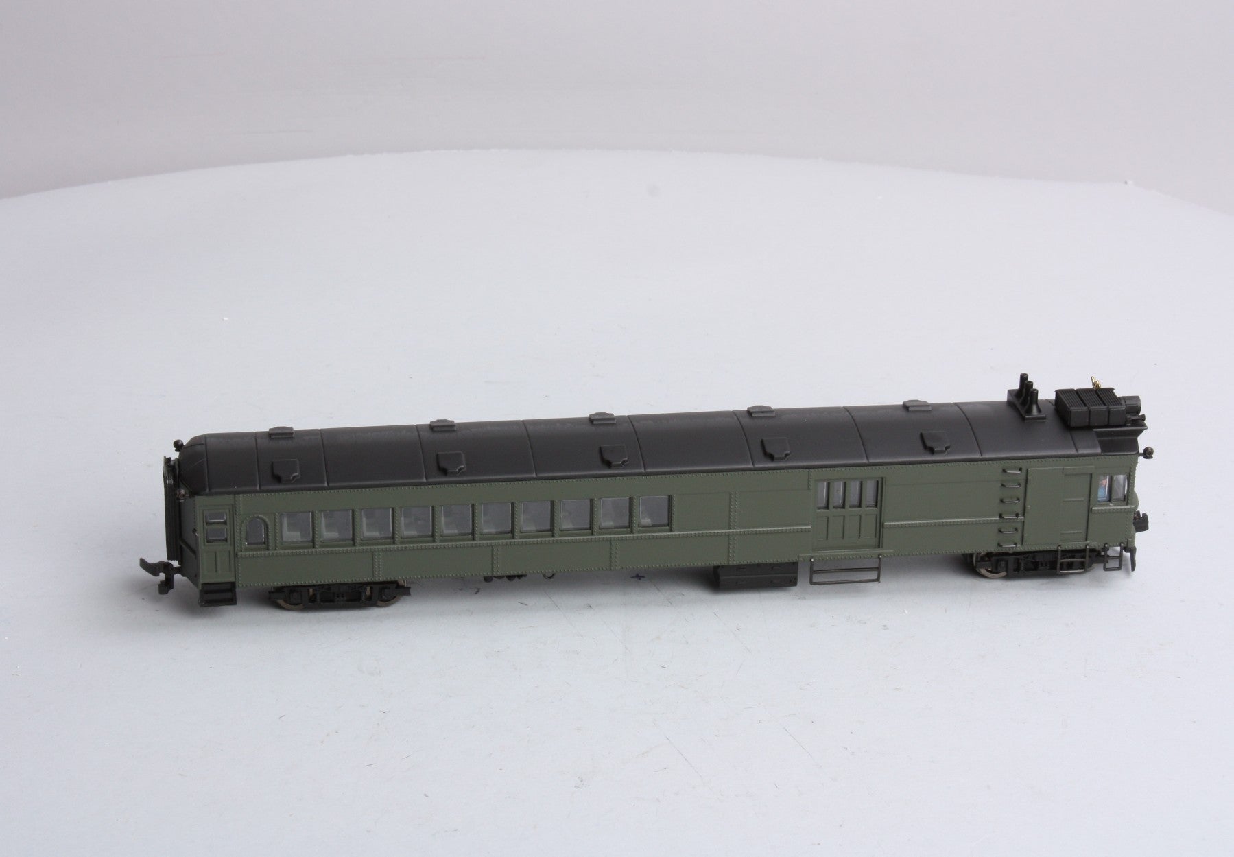 Bachmann 81402 HO Unlettered EMC Gas Electric Doodlebug -Painted Green