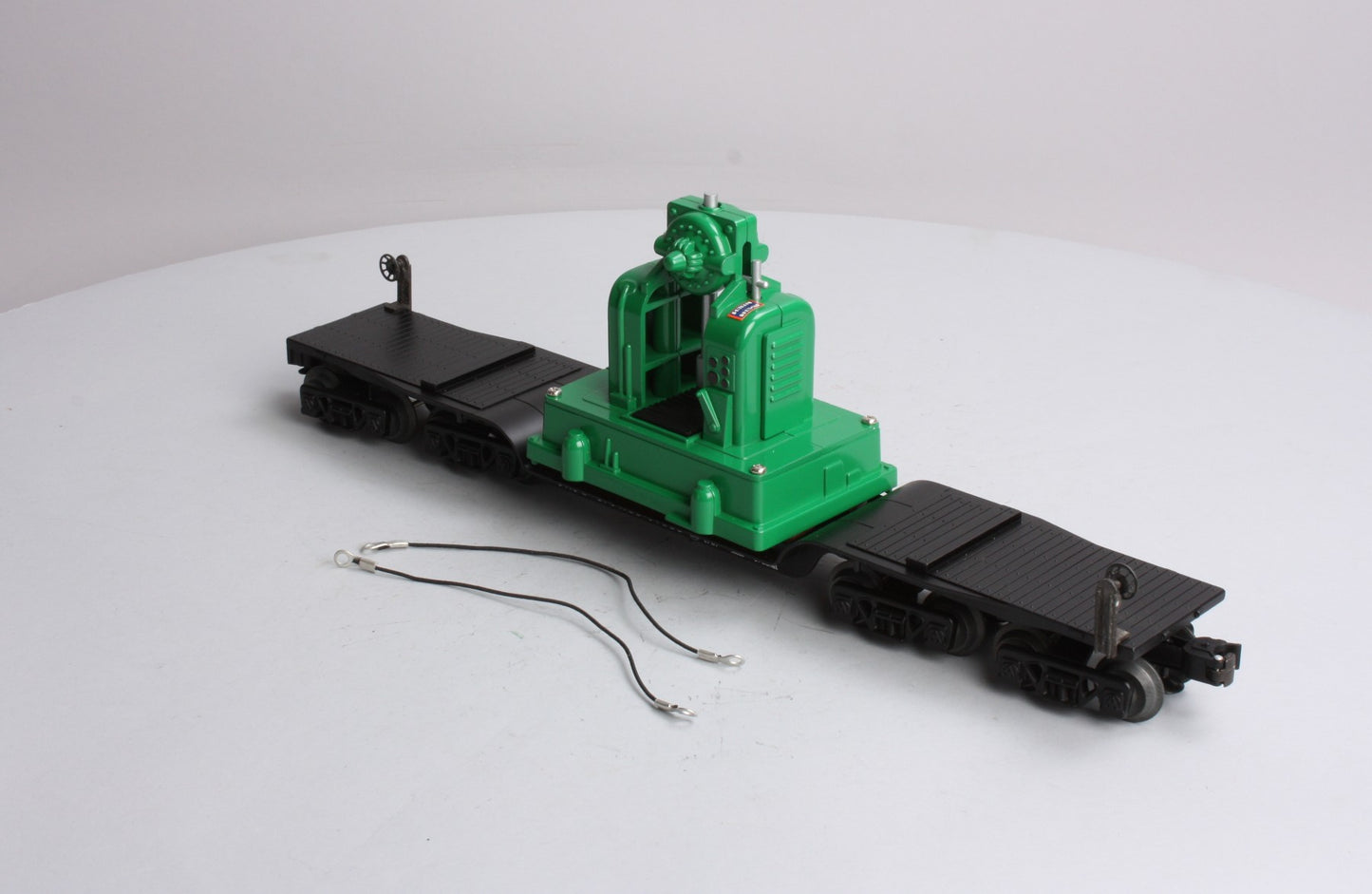Lionel 6-36900 O Gauge Depressed Center Flatcar with Backshop Load NIB
