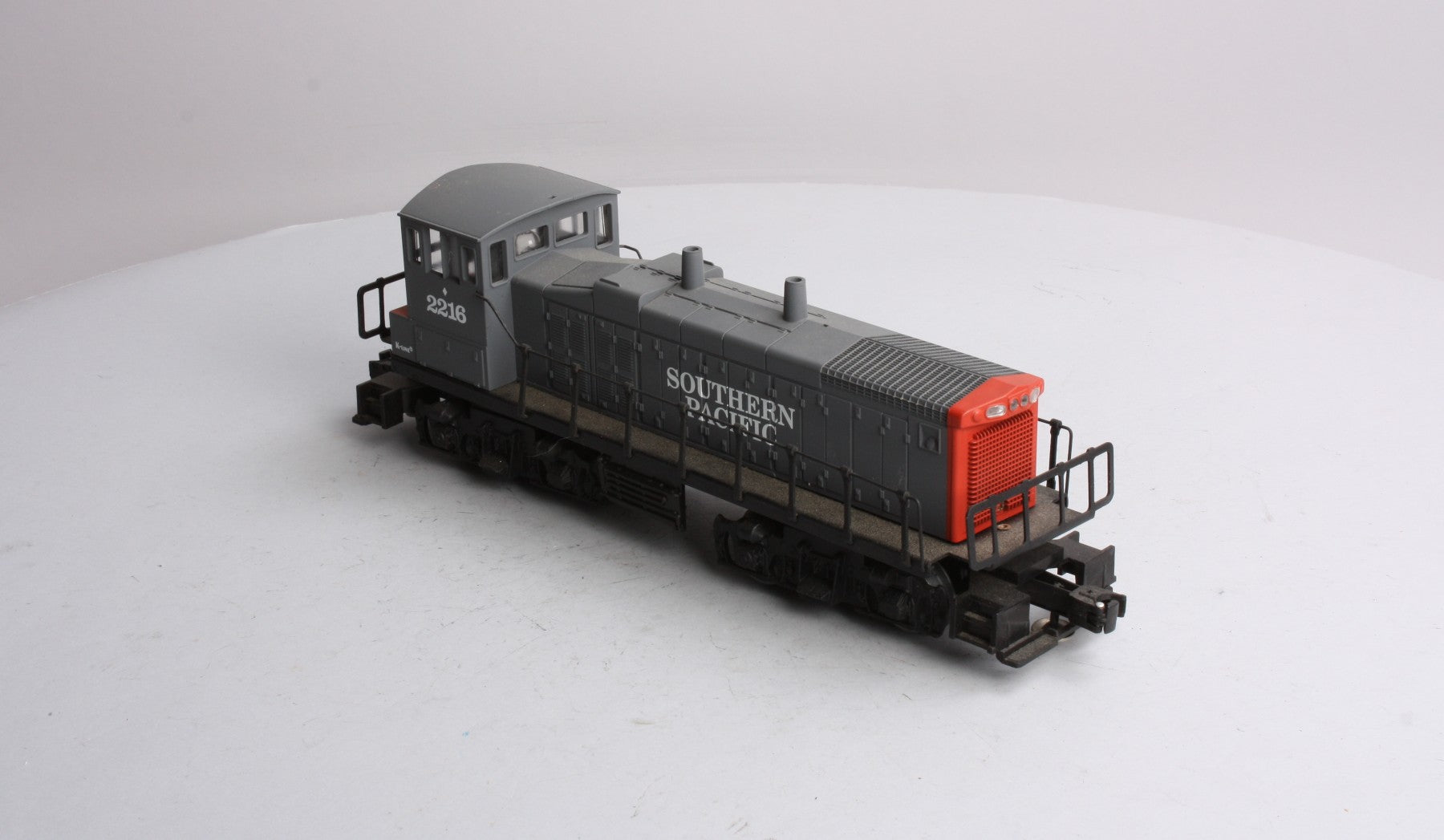 K-Line K2216 O Southern Pacific MP-15 Diesel Switcher #2216 LN/Box