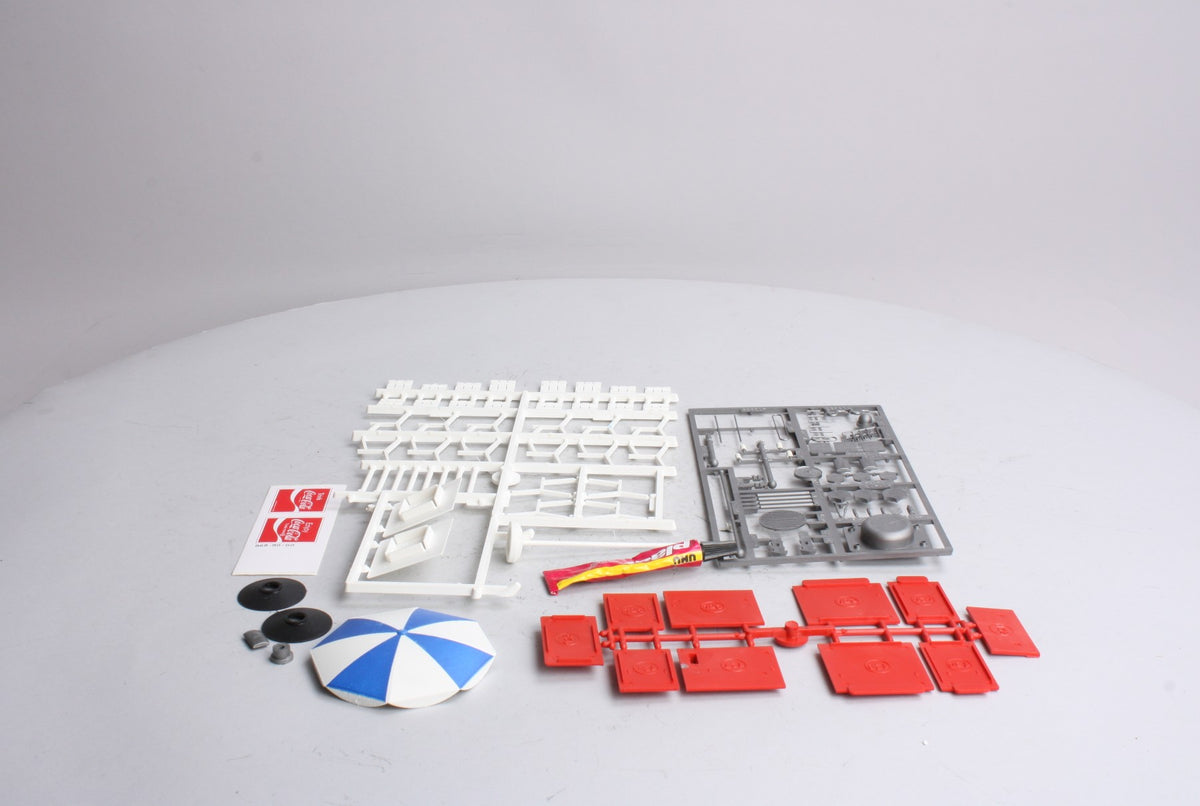 Pola 969 G Scale Plastic Garden Set