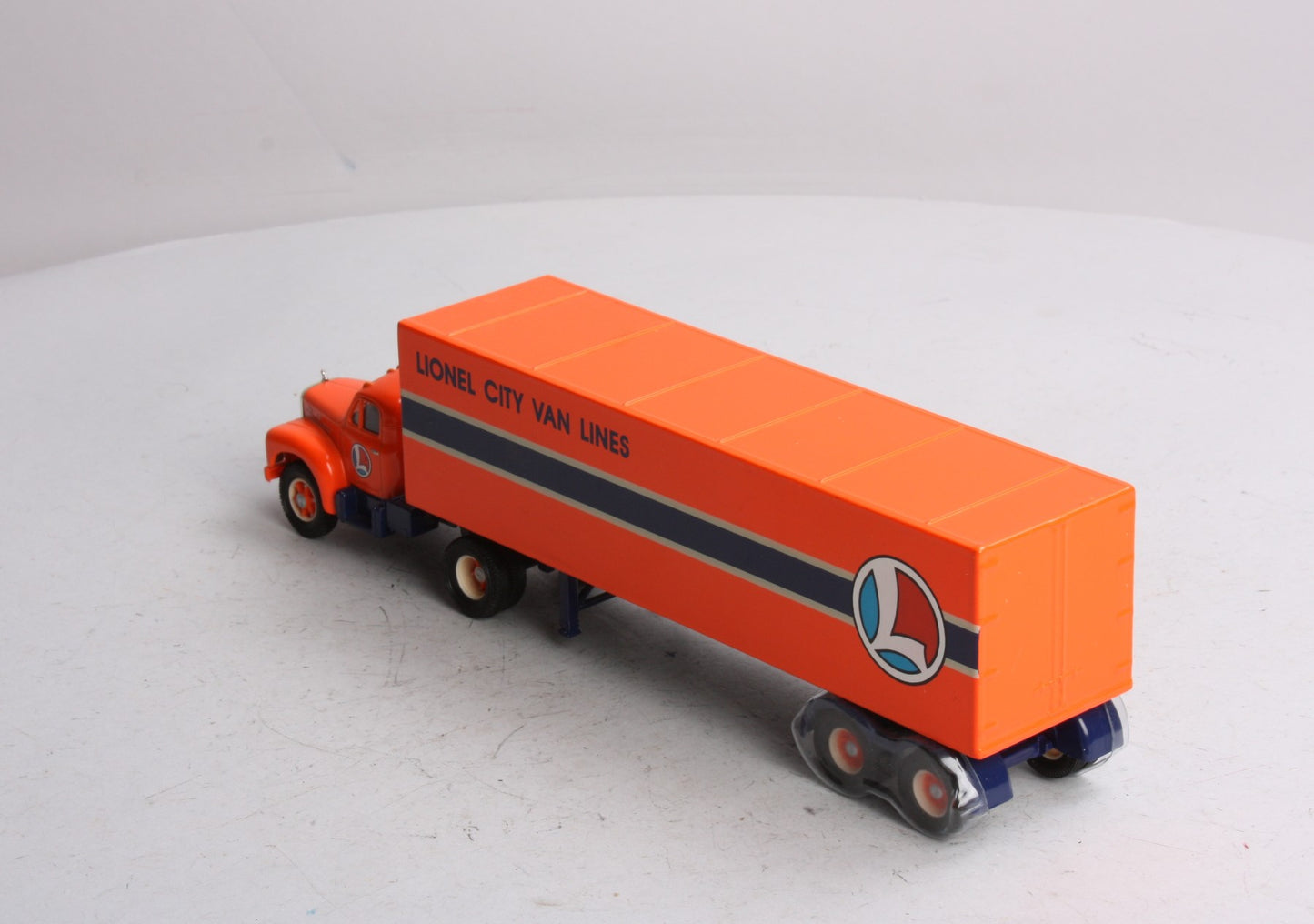 Corgi 52302 1:50 Lionel City Van Lines Mack B Series Semi Truck NIB