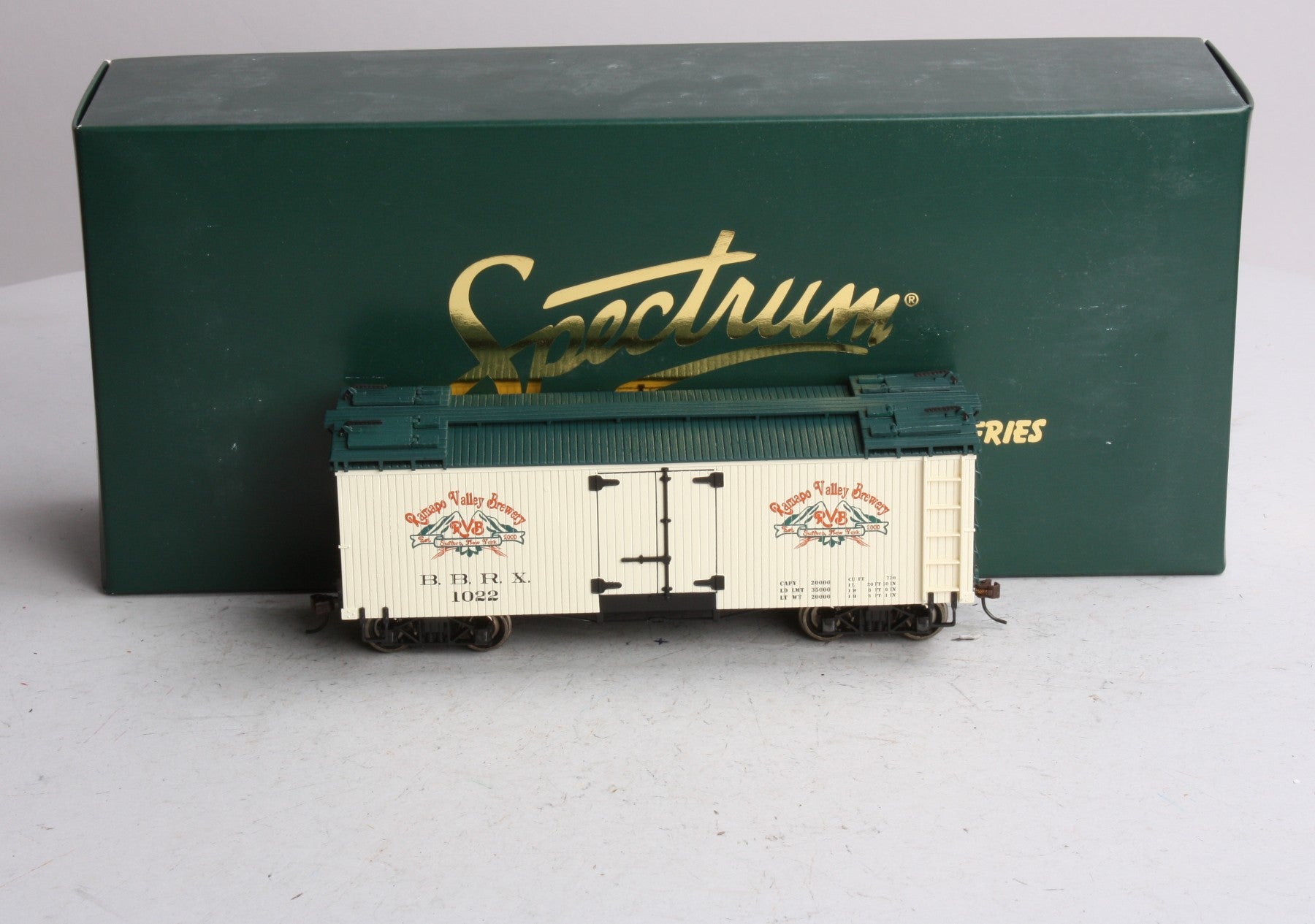 Bachmann 27470 On30 Rampo Valley Brewery Billboard Reefer #1022