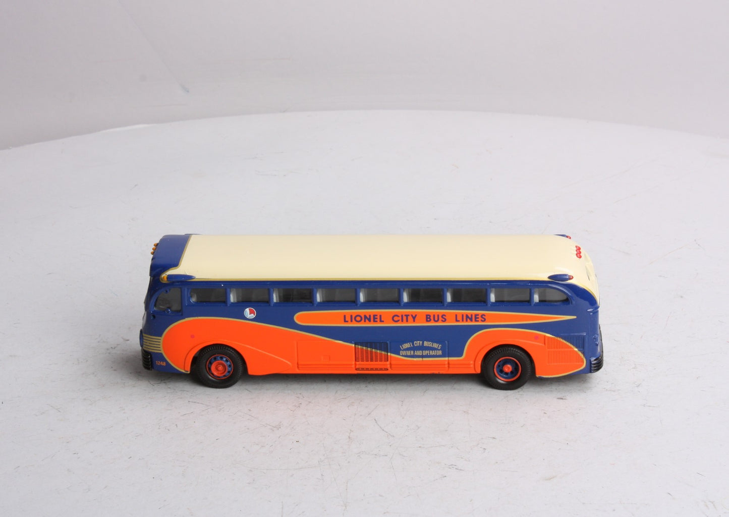 Corgi 53904 1:50 Scale Lionel Classics City Bus Lines Yellow Coach 743 Die Cast