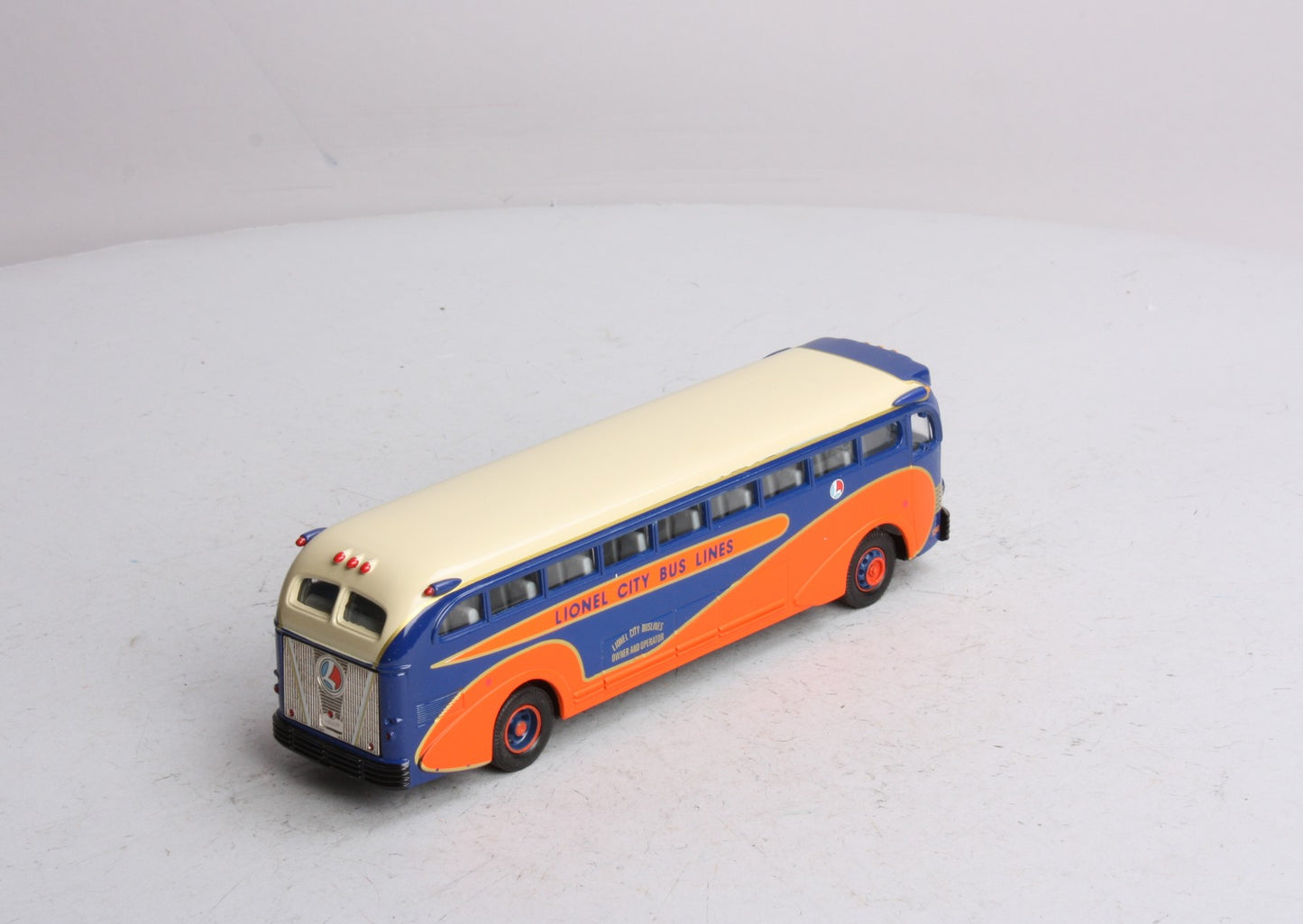 Corgi 53904 1:50 Scale Lionel Classics City Bus Lines Yellow Coach 743 Die Cast