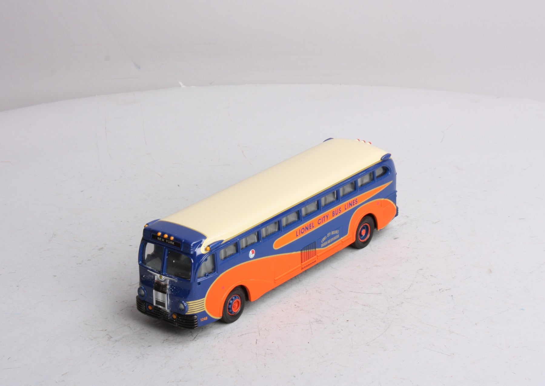 Corgi 53904 1:50 Scale Lionel Classics City Bus Lines Yellow Coach 743 Die Cast