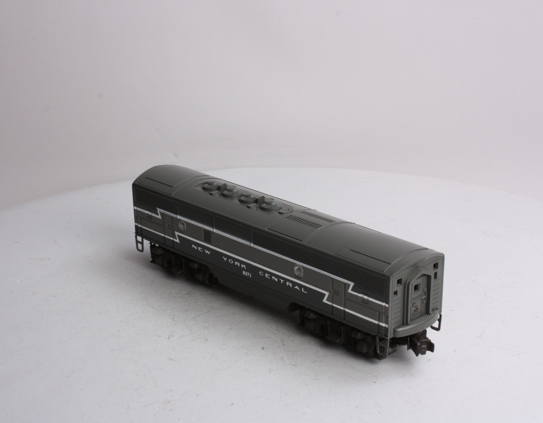 Lionel 6-8371 O New York Central F-3 B Unit Non- Pwd. Diesel Locomotive w/Horn LN/Box