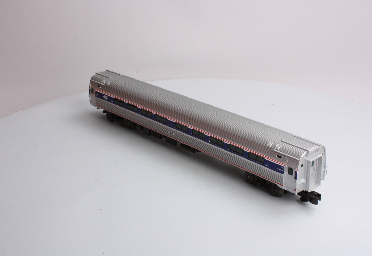 Lionel 6-35432 O Gauge Amtrak Coach Car #82588 EX/Box