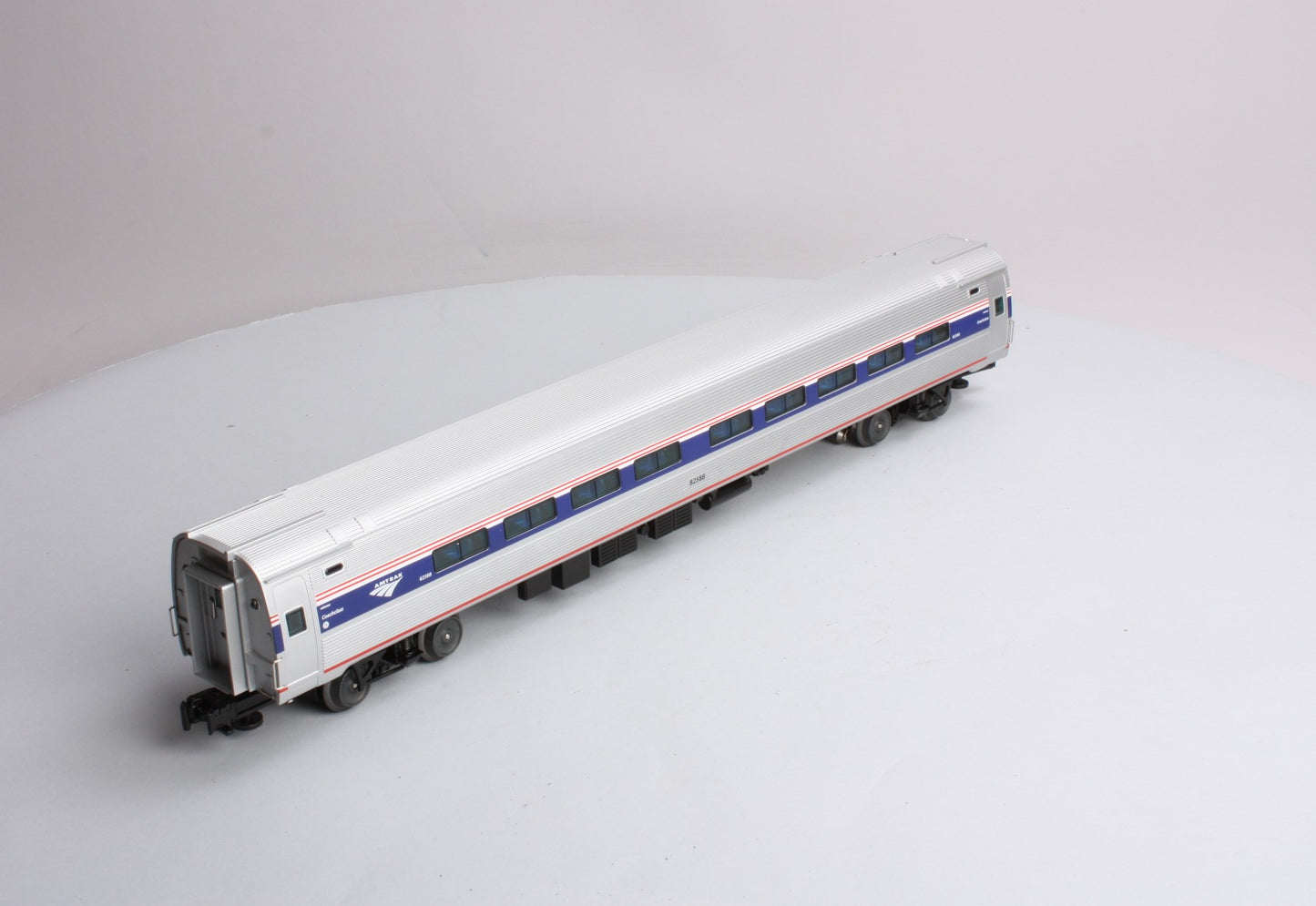 Lionel 6-35432 O Gauge Amtrak Coach Car #82588 EX/Box