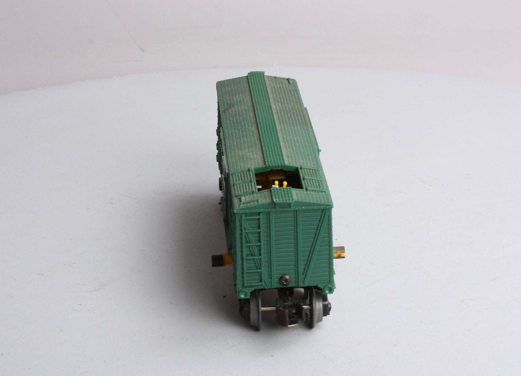 Lionel 6-7913 O Gauge Turtleback Zoo Operating Giraffe Car NIB