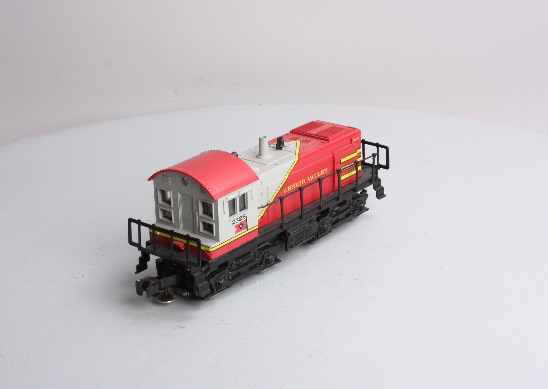 K-Line K2328 O Lehigh Valley S-2 Diesel Switcher #2328 LN