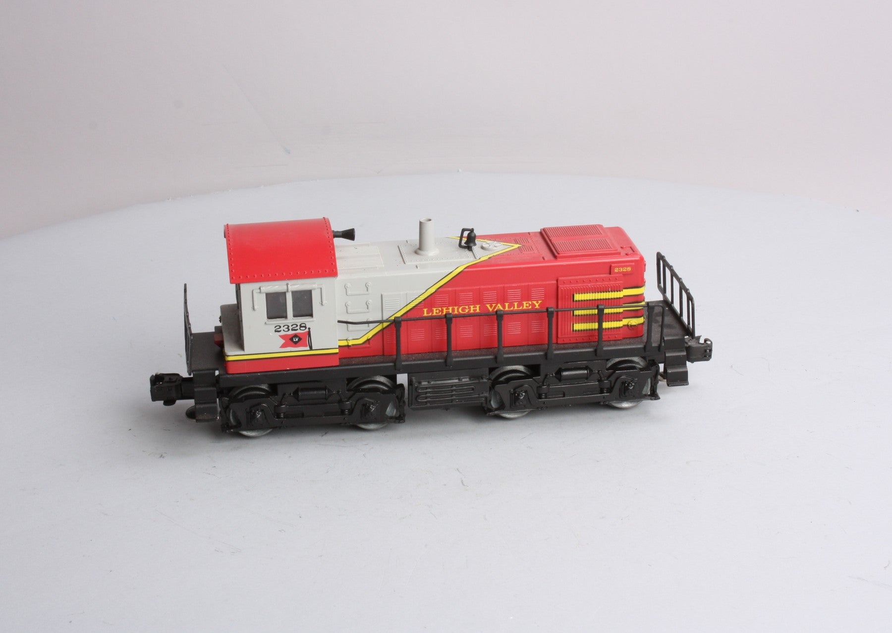 K-Line K2328 O Lehigh Valley S-2 Diesel Switcher #2328 LN