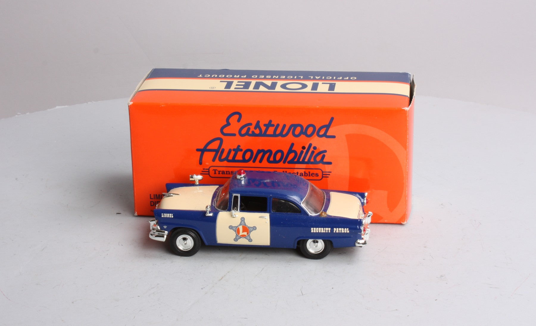 Lionel 397000 1:48 Lionelville 1956 Ford Tudor Sheriff Chief's Die-Cast Sedan