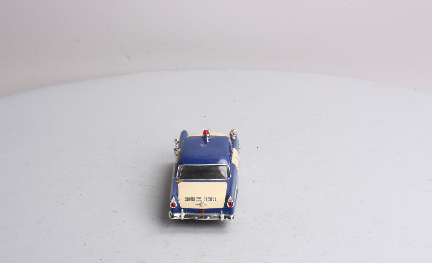 Lionel 397000 1:48 Lionelville 1956 Ford Tudor Sheriff Chief's Die-Cast Sedan